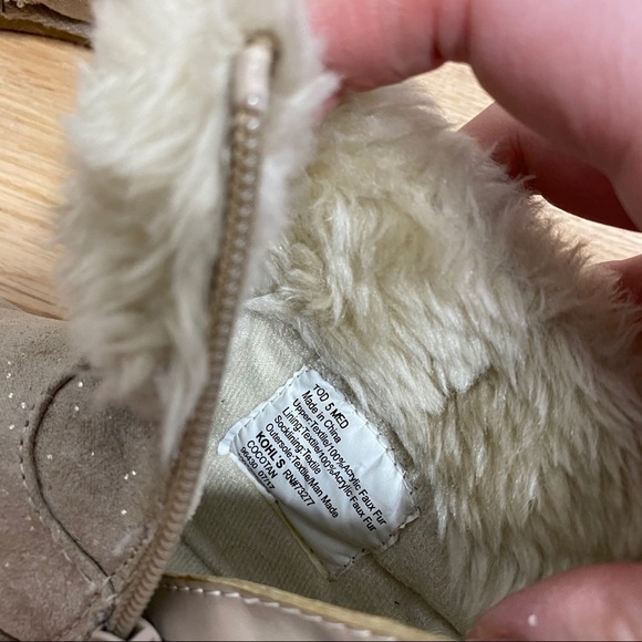 Jumping Beans Tan Faux Fur Boots Sz 5 Pom Pom - Picture 5 of 8